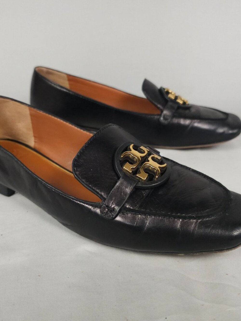 Tory Burch Loafers Women 8 Black Leather Gold Medallion Slip-On Medal Miller